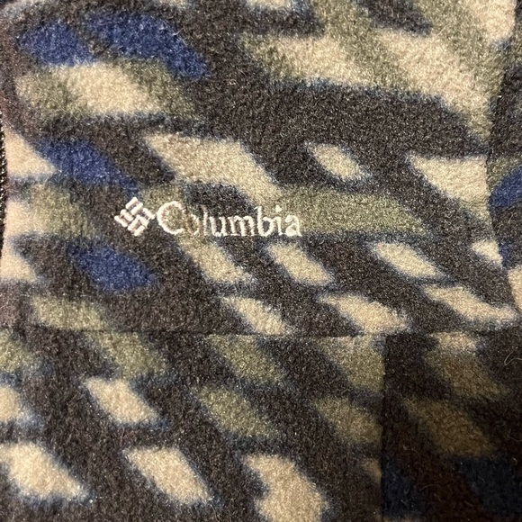 Children’s Columbia fleece. Size 6-12 months. Dark gray and blue pattern. - Picture 3 of 4